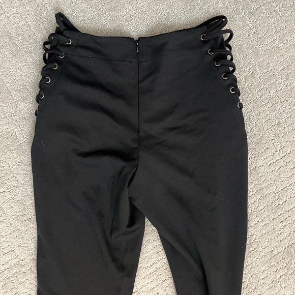 ๐จF21 Black Pants with Side Lace-up Detail - Picture 4 of 5